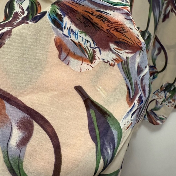 PrettyLittleThing Button Up Floral Blouse Size 18 - Picture 4 of 4